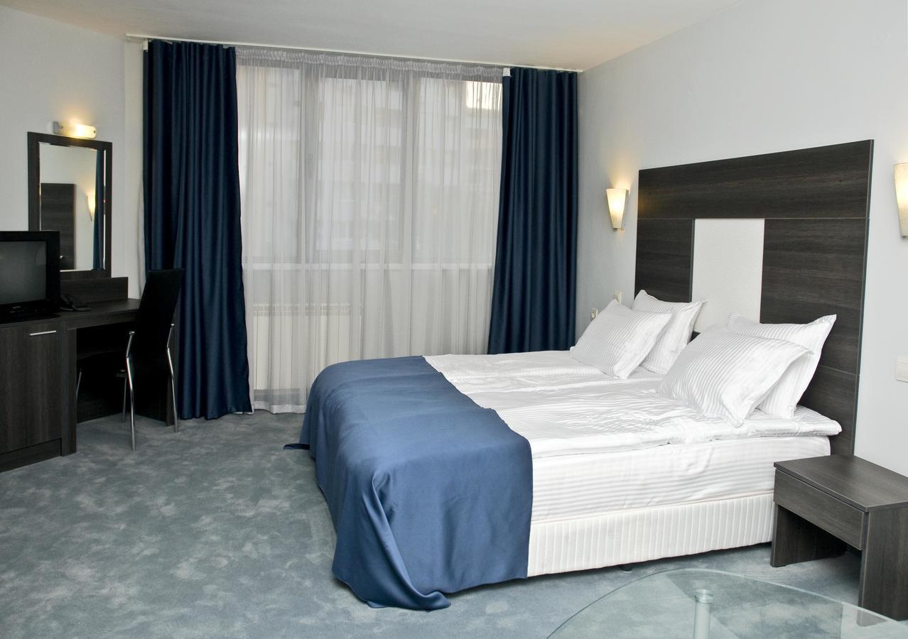 Hotel 4 Zona 소피아 외부 사진